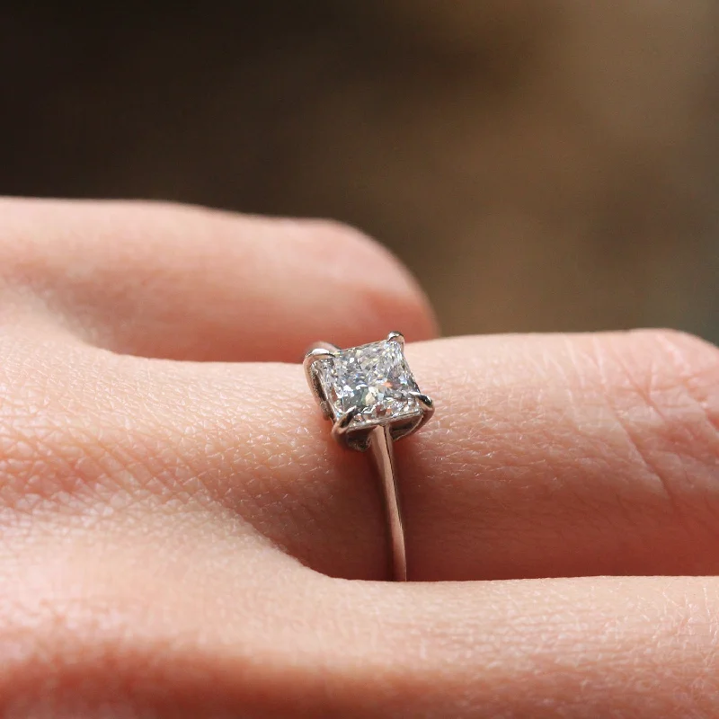 Sparkle On A Budget – Fine Jewelry For Less Garbo Ring