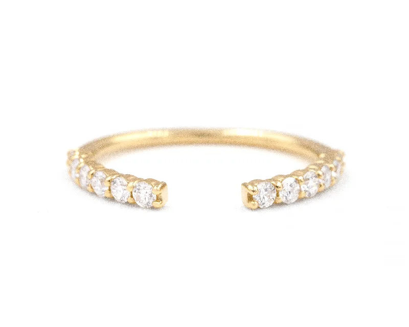 Trending Jewelry Now At Unbeatable Prices Colette Brilliant Cut Band