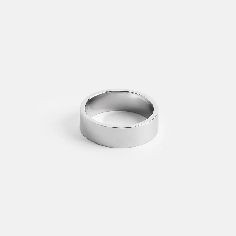 The Perfect Jewelry Piece At The Perfect Price Eldi Ring in Platinum