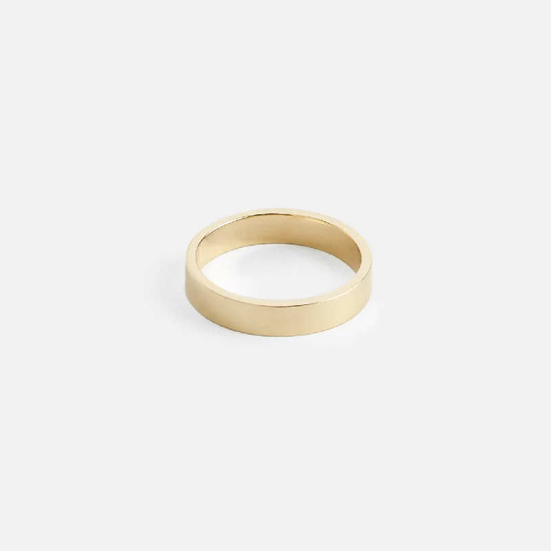 Elegant Jewelry Pieces At Unbelievable Prices Eldo Ring in Gold
