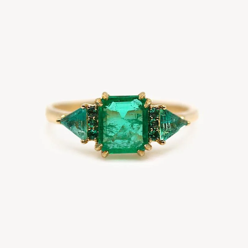 Jewelry Sale – Exclusive Styles At Lower Prices Emeralds on Emeralds Ring