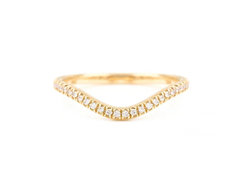 Don't Miss Out On Jaw-Dropping Jewelry Discounts Shallow Curve Band