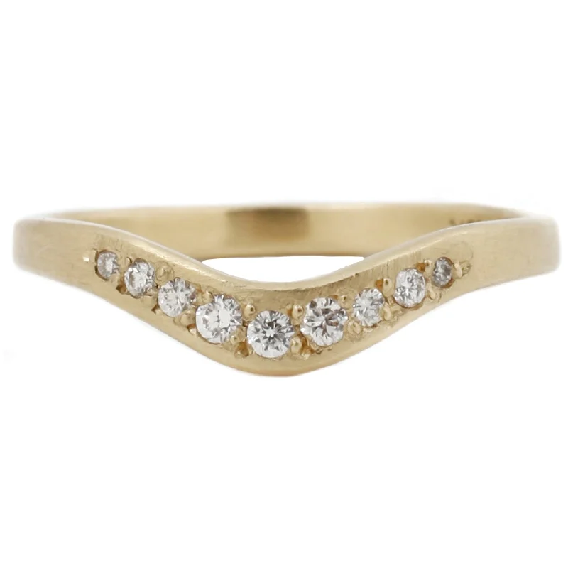 Last Chance To Shop High-End Jewelry At Markdown Prices Diamond Arch Band