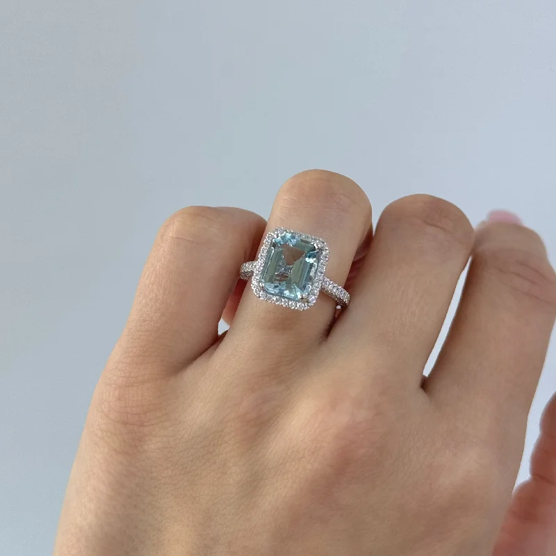 Stunning Jewelry At Even More Stunning Prices Step-Cut Aquamarine and 3D Diamond Ring Stunning Jewelry At Even More Stunning Prices Step-Cut Aquamarine and 3D Diamond Ring