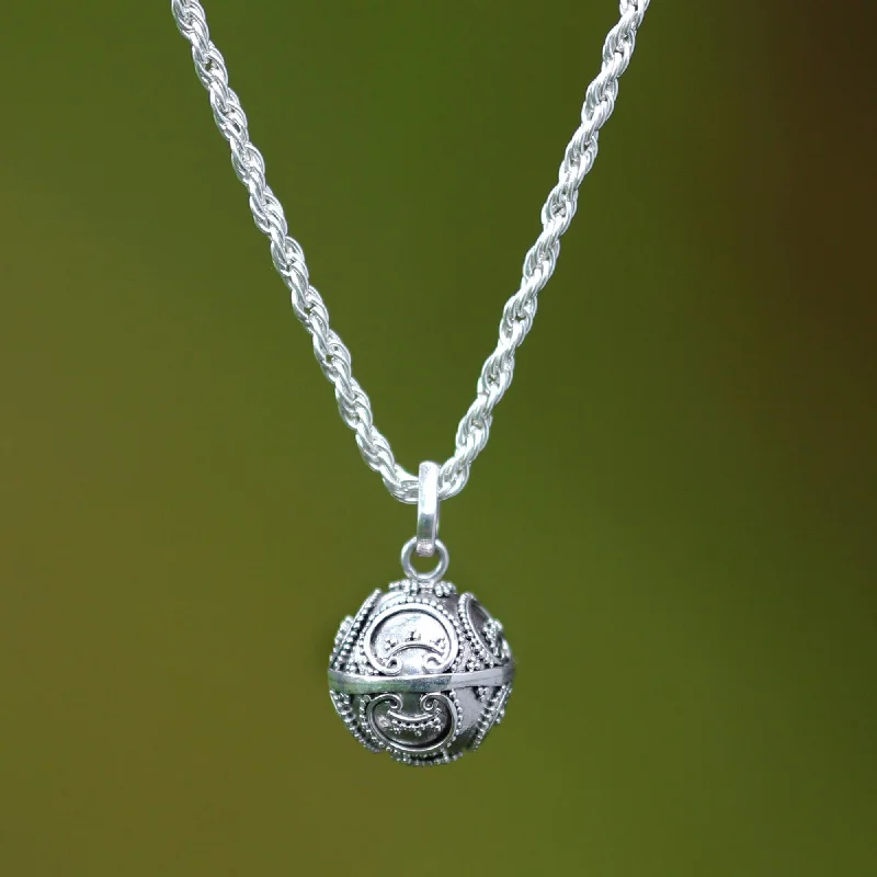 Discounted Luxury Jewelry – Shine Without The Splurge Denpasar Moon Sterling Silver Necklace Discounted Luxury Jewelry – Shine Without The Splurge Denpasar Moon Sterling Silver Necklace