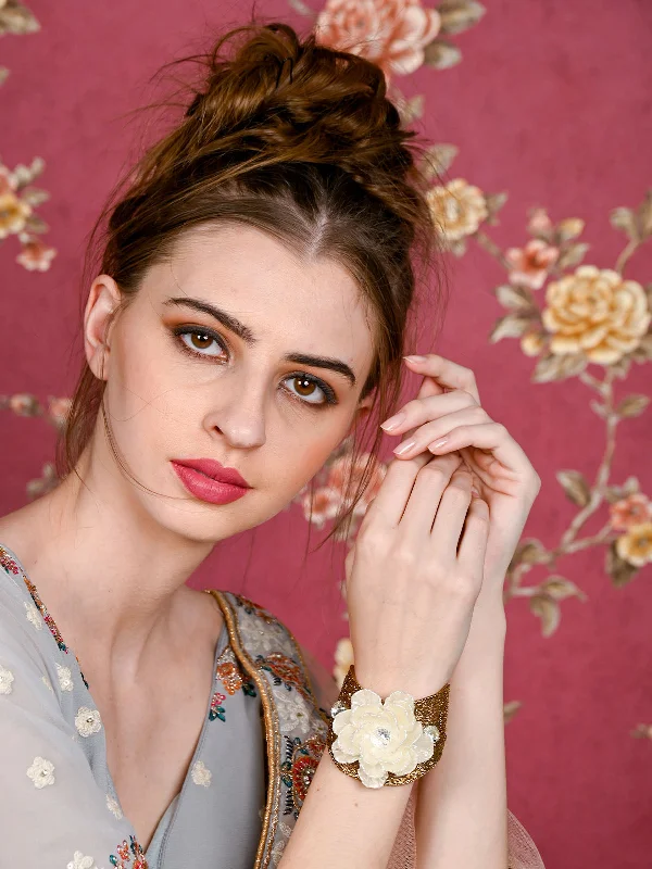 Luxury Jewelry At Budget-Friendly Prices – Grab Yours Now Odette Women Gold Embellished Imitation Bracelet Luxury Jewelry At Budget-Friendly Prices – Grab Yours Now Odette Women Gold Embellished Imitation Bracelet