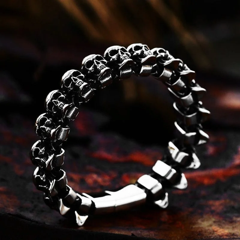 Flash Sale On Stunning Jewelry – Don't Miss Out Men's Punk Skulls Chain Bracelet