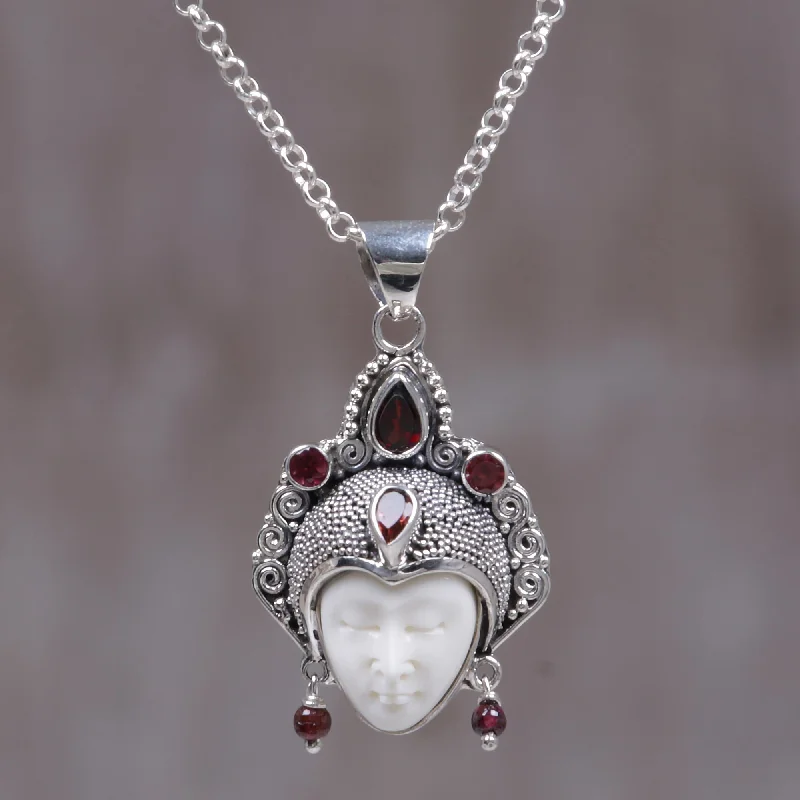 Elegant Jewelry At Unbeatable Offers – Shop Before It's Gone Queen of Sumatra Bone Pendant Necklace Elegant Jewelry At Unbeatable Offers – Shop Before It's Gone Queen of Sumatra Bone Pendant Necklace