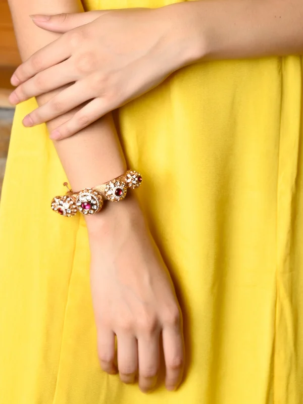 Elegant Jewelry, Exclusive Prices – Shop Now Odette Women Stylish White Stone Studded Gold Bracelet Elegant Jewelry, Exclusive Prices – Shop Now Odette Women Stylish White Stone Studded Gold Bracelet
