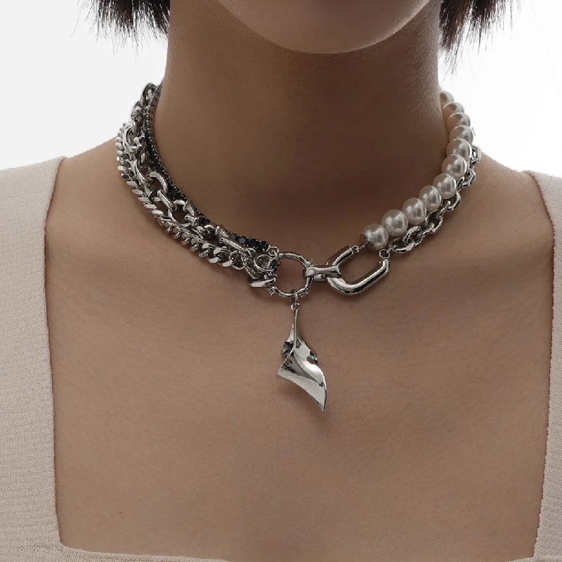 Trending Jewelry Now At Unbeatable Prices Women's Punk Pearl Splice Asymmetric Necklace Trending Jewelry Now At Unbeatable Prices Women's Punk Pearl Splice Asymmetric Necklace