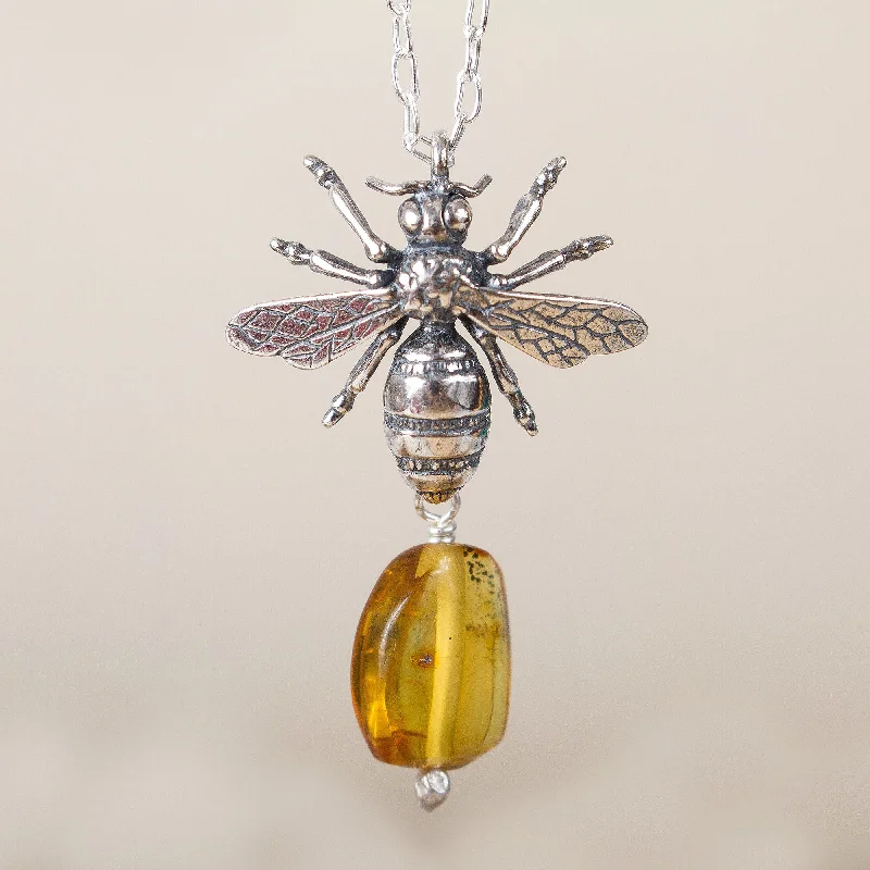 Accessorize For Less – Luxury Jewelry At Affordable Prices Worker Bee Bee-Themed Amber Pendant Necklace from Mexico Accessorize For Less – Luxury Jewelry At Affordable Prices Worker Bee Bee-Themed Amber Pendant Necklace from Mexico