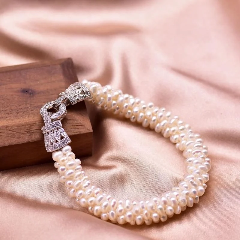 Trending Jewelry Now Available At Exclusive Prices Angle Natural Freshwater White Pearl Bracelet For Women