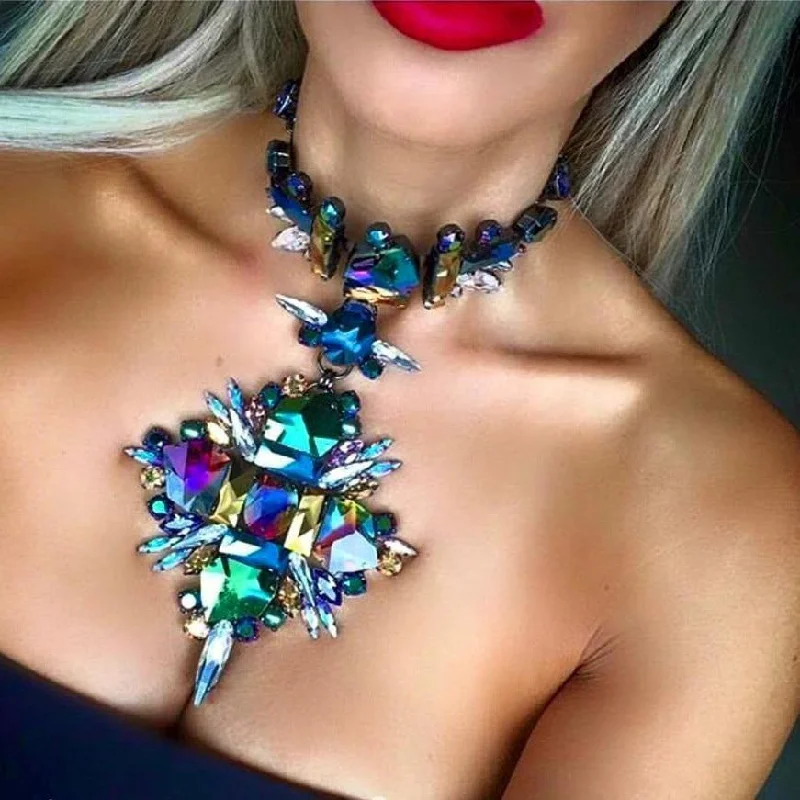 Fashion-Forward Geometric Jewelry For Contemporary Style Crystal Choker Necklace