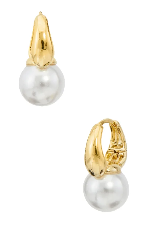 Affordable Gold-Plated Jewelry For Modern Fashion 18K Plated Shell Pearl 12mm