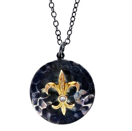 Limited-Time Jewelry Sale – Elegant Styles At Less Oxidized Silver Fleur-De-Lis Pendant Limited-Time Jewelry Sale – Elegant Styles At Less Oxidized Silver Fleur-De-Lis Pendant