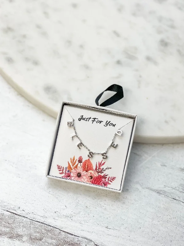 Personalized Jewelry Sale – Meaningful Gifts At Great Prices 'Blessed' Sentiment Chain Bracelet - Silver Personalized Jewelry Sale – Meaningful Gifts At Great Prices 'Blessed' Sentiment Chain Bracelet - Silver
