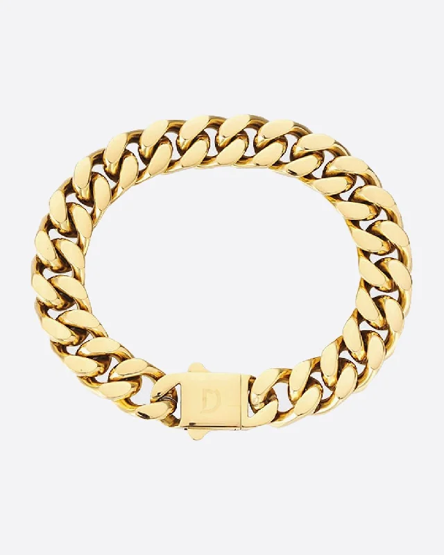 Stunning Statement Jewelry, Unbeatable Discounts CLEAN BOXED CUBANA BRACELET. - 11MM 18K GOLD Stunning Statement Jewelry, Unbeatable Discounts CLEAN BOXED CUBANA BRACELET. - 11MM 18K GOLD
