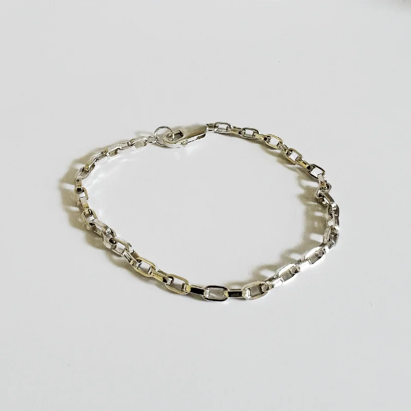 Don't Miss Out On Bestselling Jewelry At Special Prices Sterling Silver Oval Link Chunky Chain Bracelet Don't Miss Out On Bestselling Jewelry At Special Prices Sterling Silver Oval Link Chunky Chain Bracelet