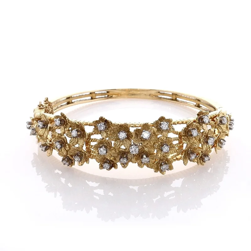 Sparkle For Less – Shop Our Limited-Time Jewelry Deals Estate 18 Karat Yellow Gold Diamond Leaftop Hinged Bangle Bracelet Sparkle For Less – Shop Our Limited-Time Jewelry Deals Estate 18 Karat Yellow Gold Diamond Leaftop Hinged Bangle Bracelet