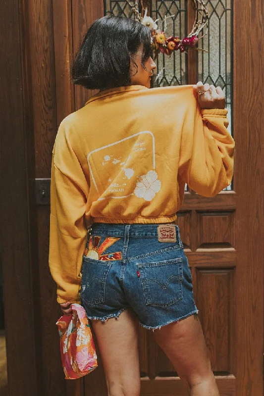 Elevate Your Outfit With Discounted Statement Jewelry Half-Zip Hawaii Map Cropped Sweatshirt Elevate Your Outfit With Discounted Statement Jewelry Half-Zip Hawaii Map Cropped Sweatshirt