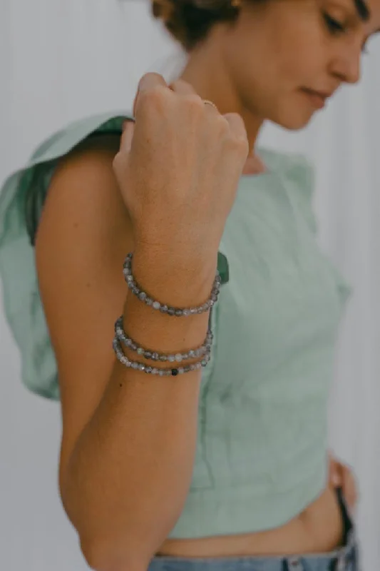 Exclusive Jewelry Sale – Grab Timeless Pieces Now Stretchy Bracelet - Labradorite Faceted Exclusive Jewelry Sale – Grab Timeless Pieces Now Stretchy Bracelet - Labradorite Faceted